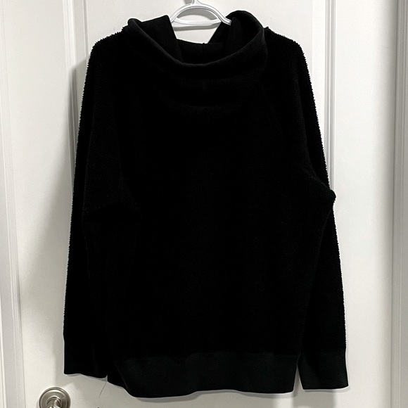 Size XL Abercrombie & Fitch Sherpa Fleece hoodie in black - Picture 2 of 4